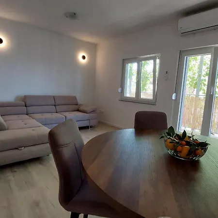 Toma Apartment Trogir