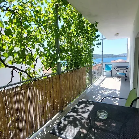 Toma Apartment